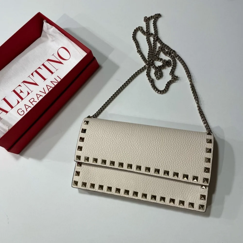 Valentino Garavani Crossbody Bag - Picture 7 of 12